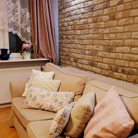 Romantic Old City Apartment *
